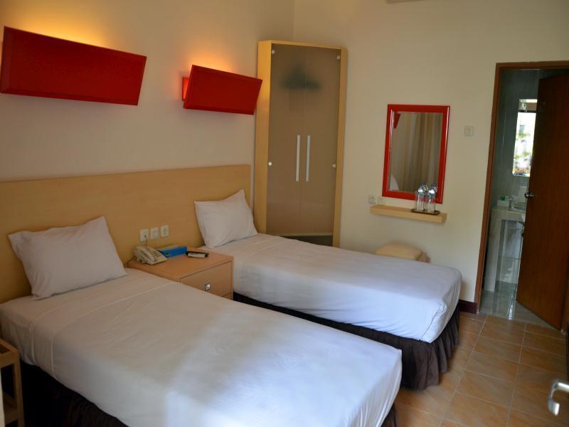 Mansinam Beach Resort WEST PAPUA Luaran gambar